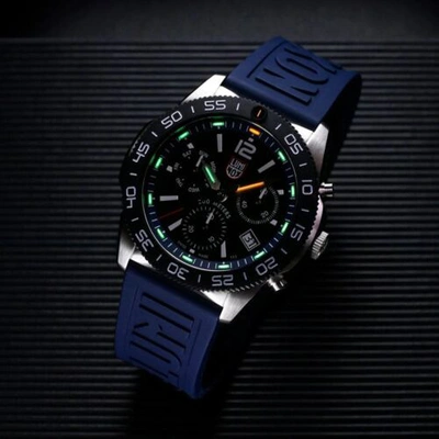 Pre-owned Luminox Pacific Diver Xs.3143 Chrono 44mm Blue Rubber Steel Quartz Men's Watch