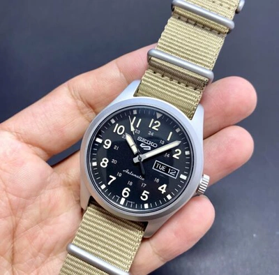 Pre-owned Seiko 5 Sports Srpg35k1 39mm Khaki Strap Nylon Curved Crystal