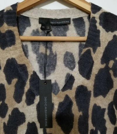 Pre-owned 360cashmere 360 Cashmere Geraldine Leopard Print V-neck Sweater Size Xs, S, M $460 In White Smoke/leopard