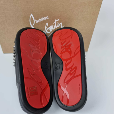 Pre-owned Christian Louboutin Pool Black Spikes Slides