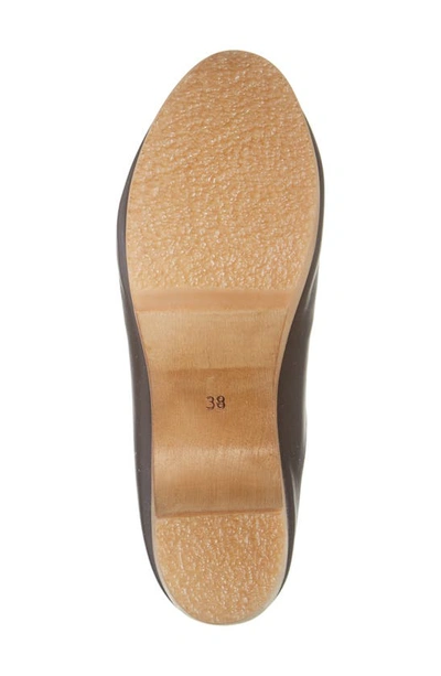 Shop Frame Le Ione Clog In Tobacco