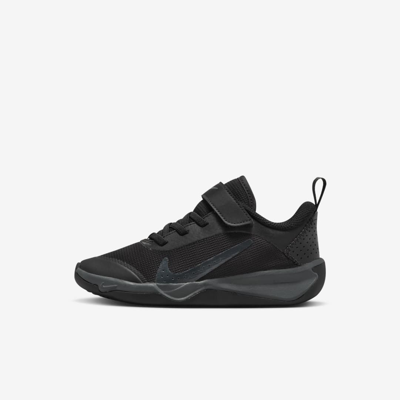 Shop Nike Omni Multi-court Little Kids' Shoes In Black,anthracite
