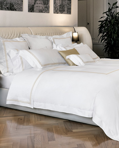 Shop Signoria Firenze Granduca 600 Thread Count Queen Duvet Cover In White/taupe