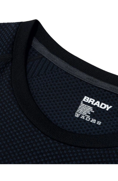 Brady Performaknit Seamless Short Sleeve Training T-shirt In Stone