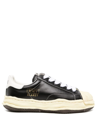 Miharayasuhiro Blakey Wrinkled Leather Low Top Sneakers In Black