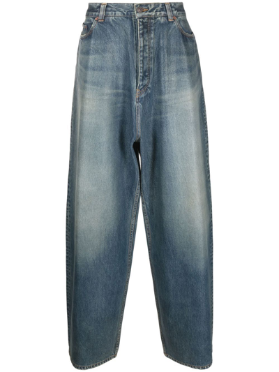 Shop Balenciaga Wide-leg Baggy Jeans In 蓝色