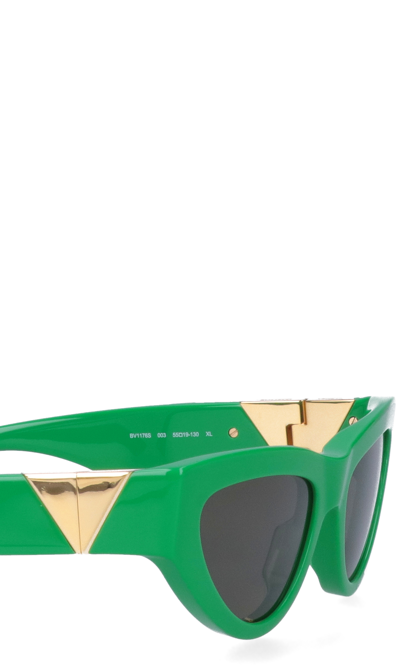 Shop Bottega Veneta 'angle' Sunglasses