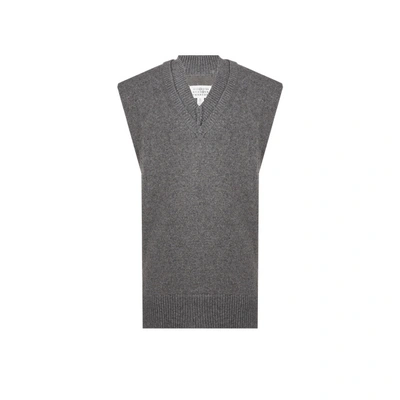 Shop Maison Margiela Sur-pull En Grosse Maille In Gris