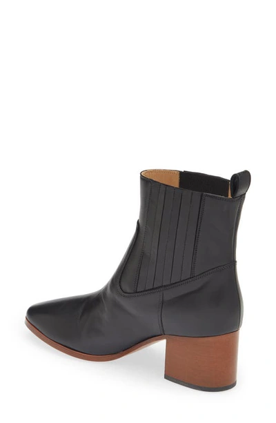 Shop Frame Le Rue Bootie In Noir