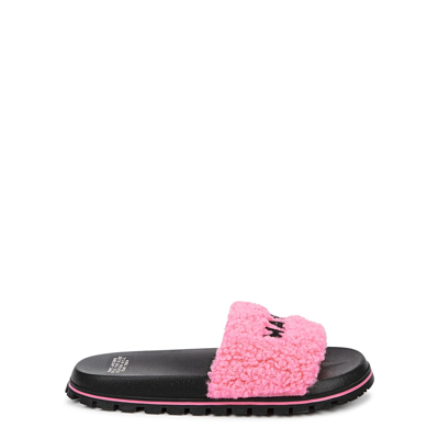 Shop Marc Jacobs The Slide Logo Faux Shearling Sliders In Pink