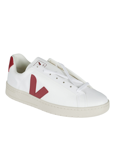 Shop Veja Sneakers Urca In White/marsala