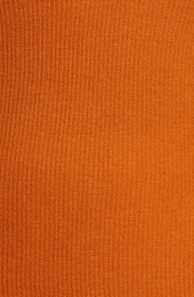 Vince V-neck Ribbed Cashmere Sweater In Dark Ginger