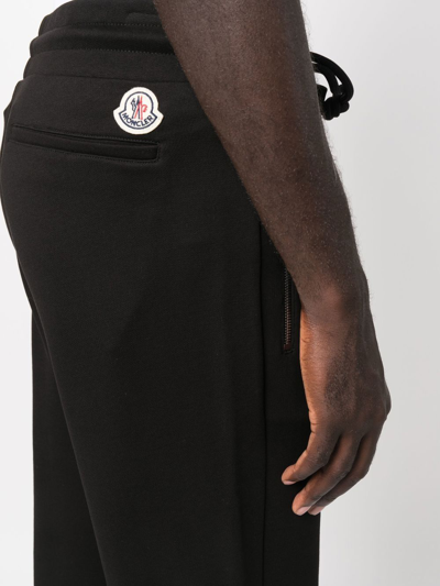 Moncler Logo-patch Tapered Track Pants In Schwarz