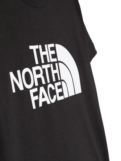 Shop The North Face Logo-print T-shirt In Schwarz
