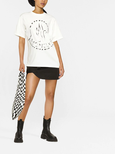 Moncler Bi-colour Logo-print T-shirt In Weiss