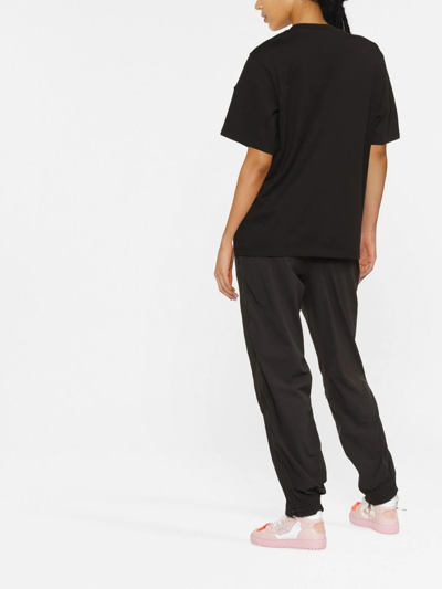 Moncler Logo-print Short-sleeve T-shirt In Schwarz