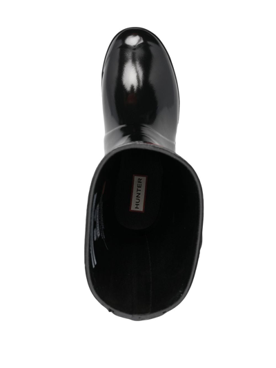 Hunter Logo-patch Detail Boots In Schwarz