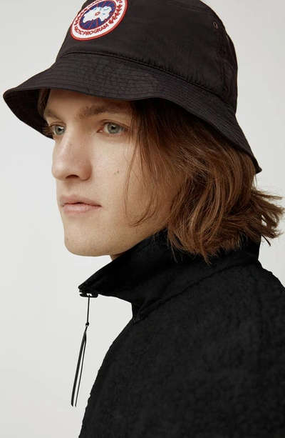 Canada Goose Renfrew Relaxed-fit Recycled Wool-blend Sweatshirt In Black - Noir