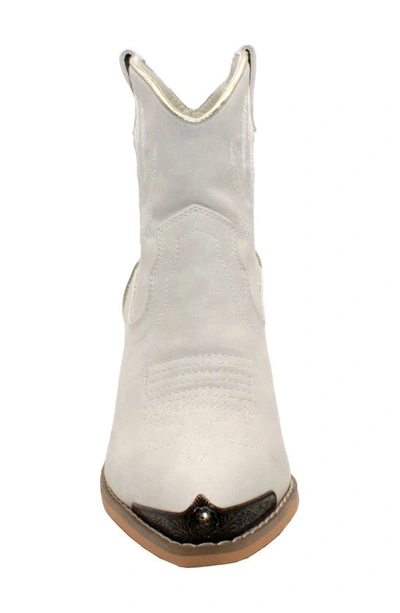 Very Volatile Taylor Metal Toe Western Boot In Off White