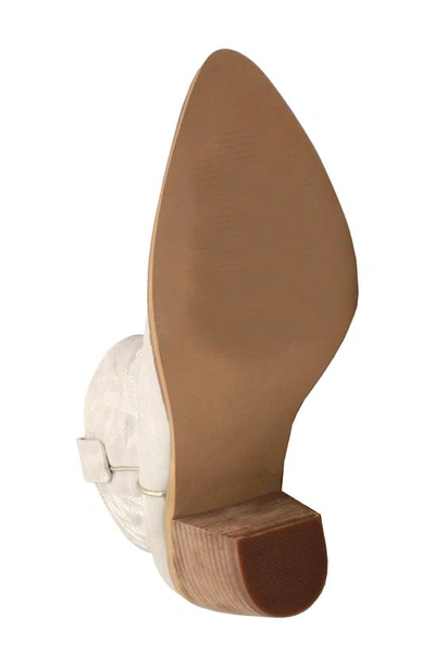 Very Volatile Taylor Metal Toe Western Boot In Off White