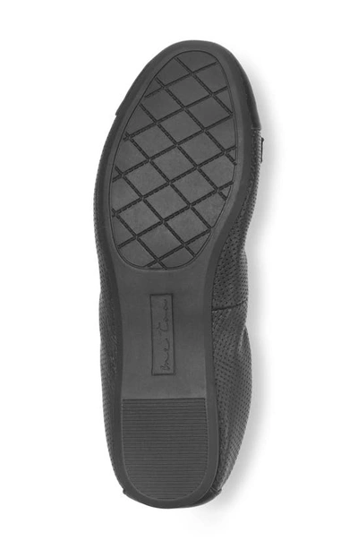 Me Too Bala Flat In Black