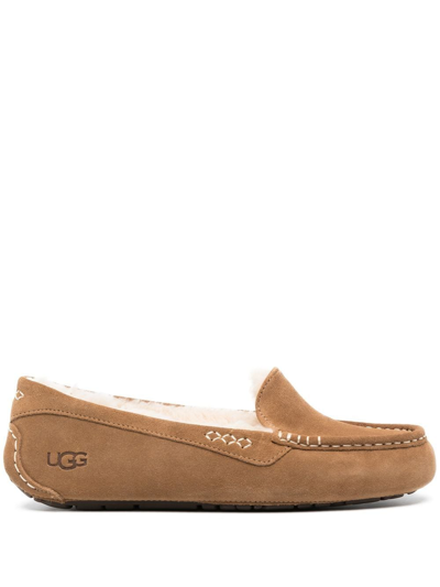 Shop Ugg Dakota Shearling-lined Loafers In Nude