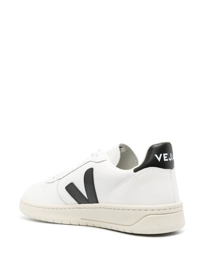 Shop Veja Esplar Low-top Sneakers In Weiss