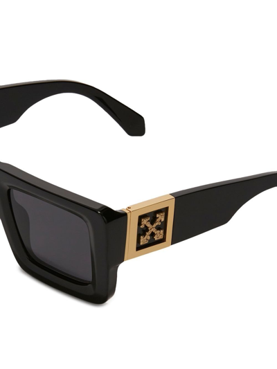 Shop Off-white Arrows-motif Tinted Sunglasses In Black