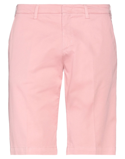 Shop Coroglio By Entre Amis Man Shorts & Bermuda Shorts Pink Size 30 Cotton, Elastane