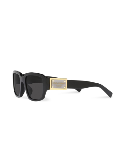 Shop Dolce & Gabbana Logo-plaque Oversized Sunglasses In Schwarz