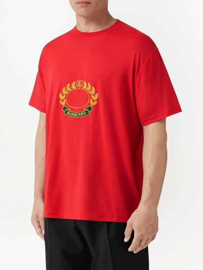 Shop Burberry Oak Leaf-embroidery Cotton T-shirt In Rot