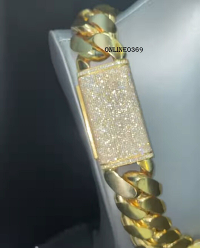 Pre-owned Online0369 Men's Custom 22 Mm Thick Classic 2 Ct Round Cz Lock Cuban Link Chain Necklace In White