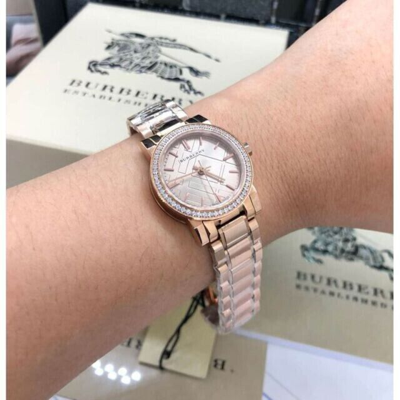 Pre-owned Burberry The City Bu9225 Rose Check Stamped Dial Lady's Watch Genuine