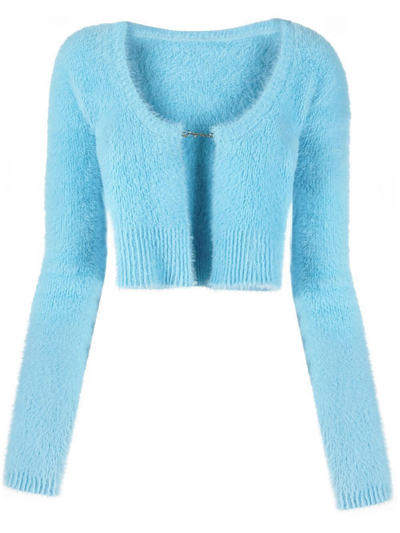 Shop Jacquemus La Maille Logo-charm Cropped Knitted Cardigan In Blue