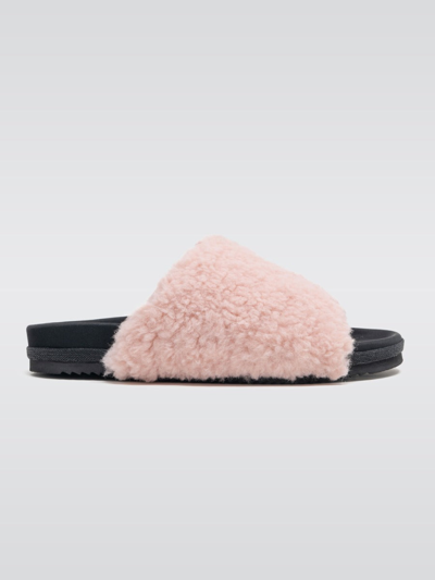 Shop Roam Baby Pink Fuzzy Slider