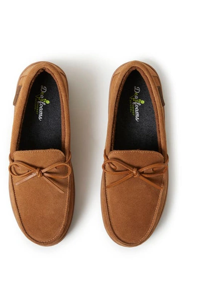 Dearfoams Men's Woodstock Genuine Suede Energy Return Moccasin Slippers In Chestnut