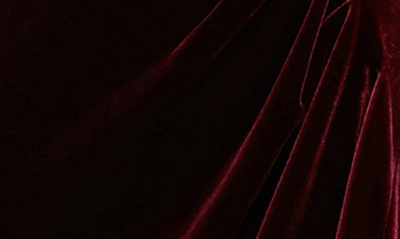 Alex Evenings Womens Velvet Off-the-shoulder Evening Dress In Wine