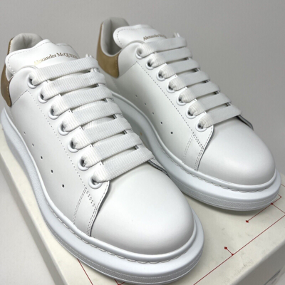 Pre-owned Alexander Mcqueen Women's Oversized Sneakers Size 40 Eu/ 10 Us White Gold