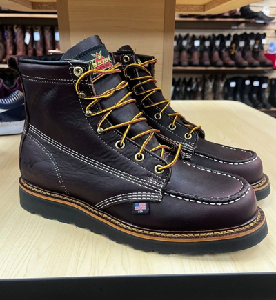 Thorogood boots black on sale walnut