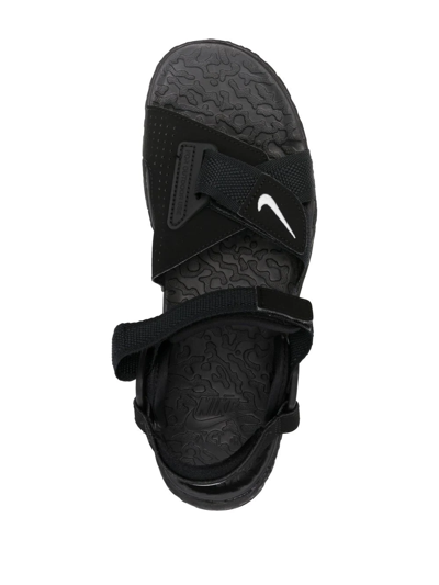 Shop Nike Swoosh-logo Detail Sandals In Schwarz