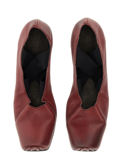 Shop Uma Wang Leather Ballerina In Rosso