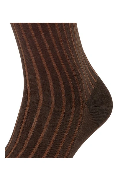 Shop Falke Shadow Cotton Socks In Brown