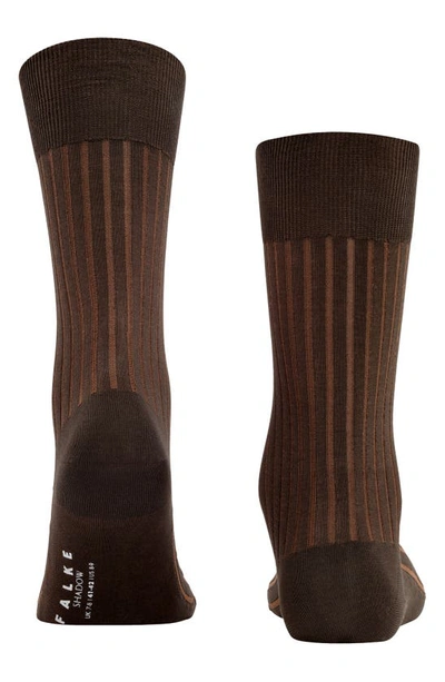 Shop Falke Shadow Cotton Socks In Brown