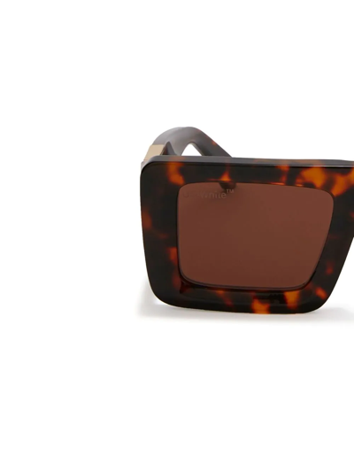 Shop Off-white Arrows-motif Tinted Sunglasses In Brown