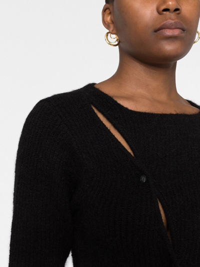 Jacquemus Pau Asymmetric Knitted Cardigan In Schwarz