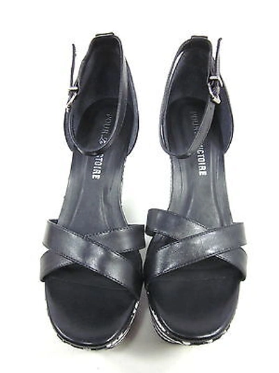 Pre-owned Pour La Victoire , Bonita Sandal Wedge, Womens, Black, Us 8.5m, Euro 38.5,