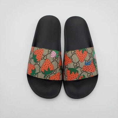 Pre owned Gucci Pursuit Blooms Strawberry Gg Supreme Slides