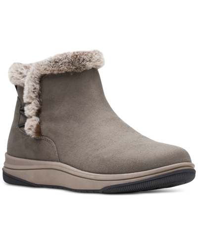 Clarks Women's Breeze Cozy Booties In Dark Olive