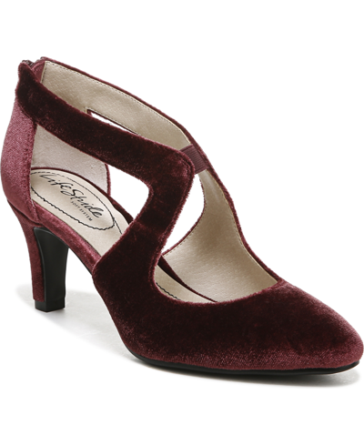 Shop Lifestride Giovanna 2 Pumps Women's Shoes In Pinot Noir Velvet Fabric