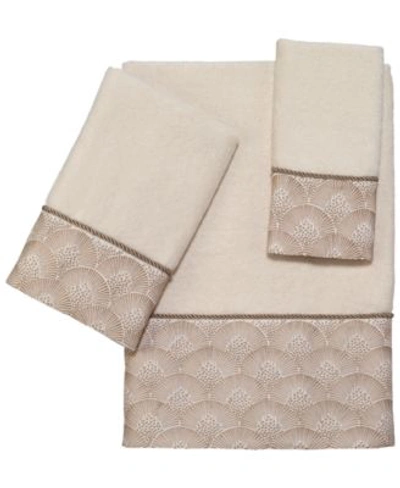 Shop Avanti Deco Shells Bordered Cotton Bath Towels In White